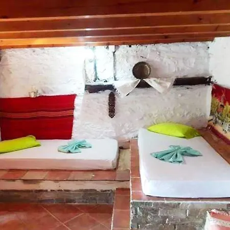 Σπίτι διακοπών Christos Traditional Stone House *
