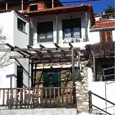 Σπίτι διακοπών Christos Traditional Stone House *